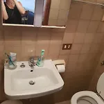 Casa Tranquilla E Luminosa Con Terrazzo A Due Passi Dal Mare * Brolo