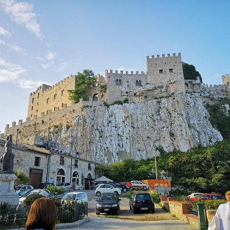 Casa Tranquilla E Luminosa Con Terrazzo A Due Passi Dal Mare Apartmán