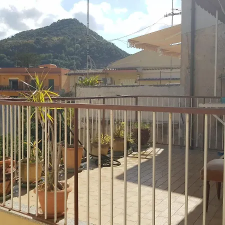 Casa Tranquilla E Luminosa Con Terrazzo A Due Passi Dal Mare *